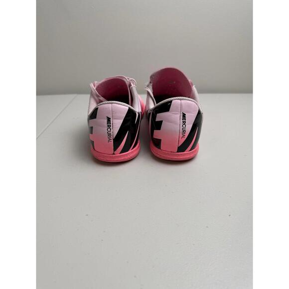 Nike Pink and Black Indoor Soccer Shoes Size 5Y W7 - Picture 6 of 10
